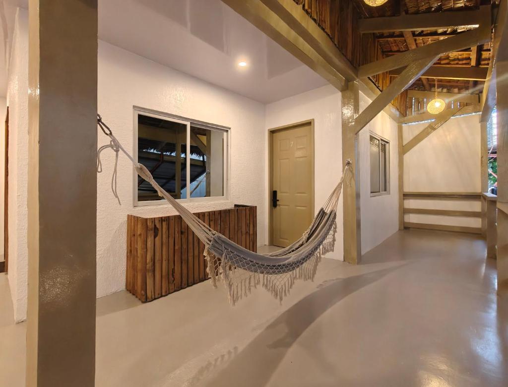 Islanders Hostel Siquijor - Tap to explore photos