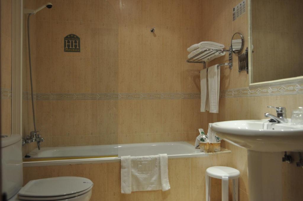 Hotel Heredero photo 4