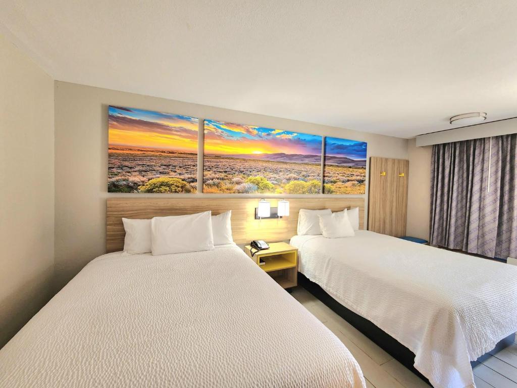 Days Inn by Wyndham McAllen - Tap to explore photos