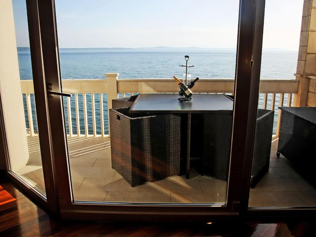 Luxury Beach Apartment photo 3