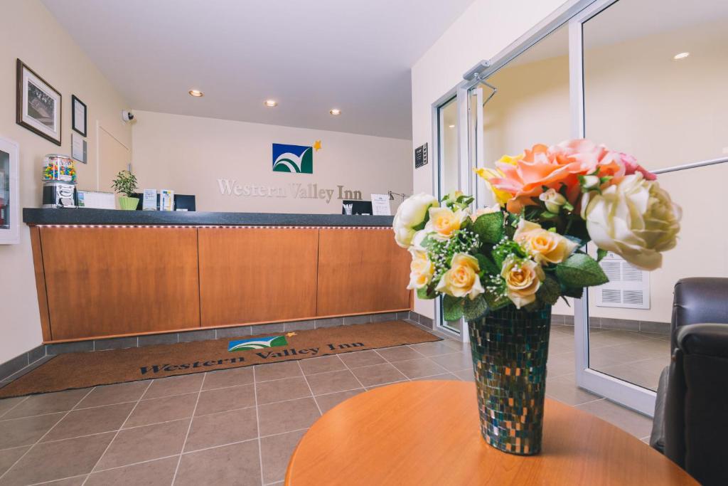 Western Valley Inn photo 1
