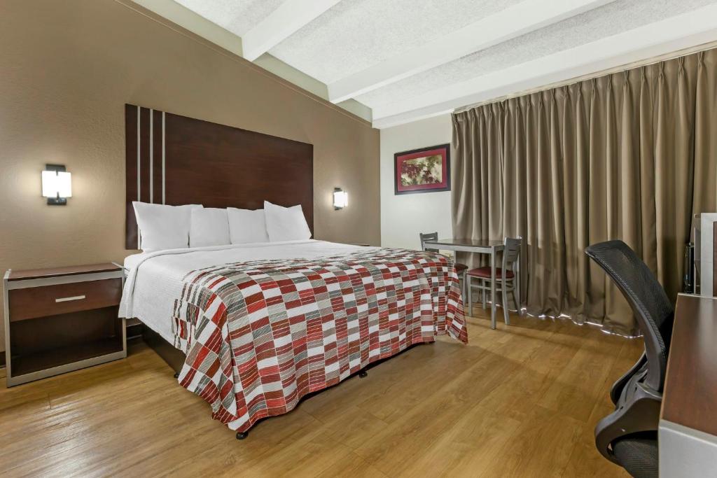 Red Roof Inn Lumberton