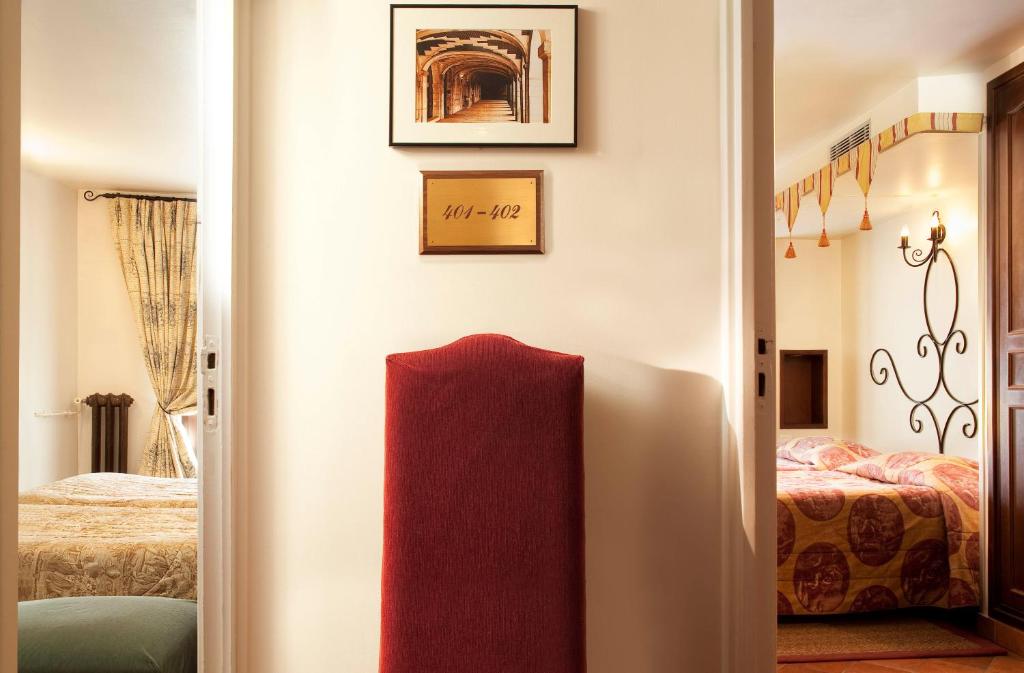 Семейный (2 смежных двухместных номера), Castex Hotel