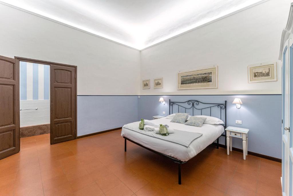 UNYCA- Elegant En-suite "Santa Croce" - Tap to explore photos