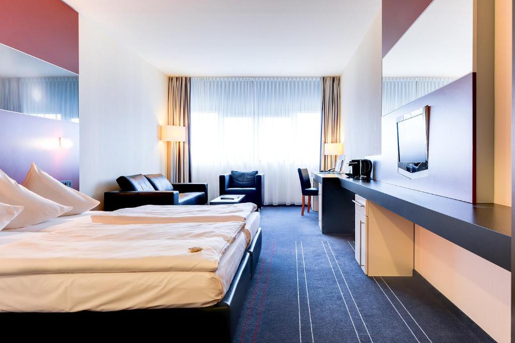 Novina Hotel Herzogenaurach Herzo-Base photo 4