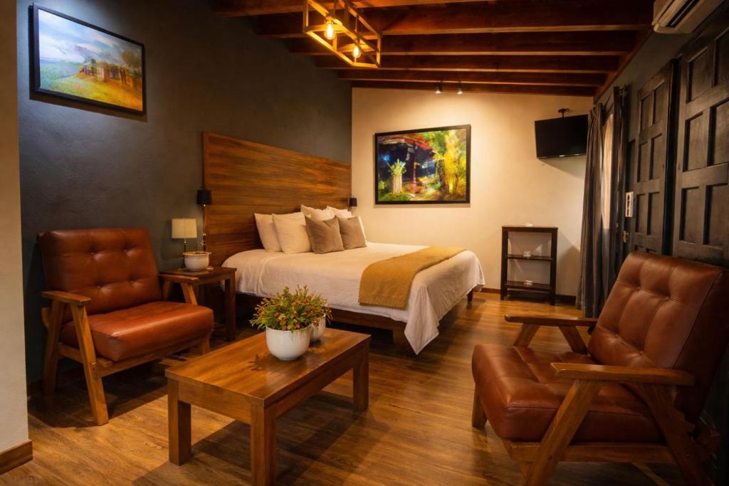 Orgánico Hotel Boutique VALLE DE BRAVO - Tap to explore photos