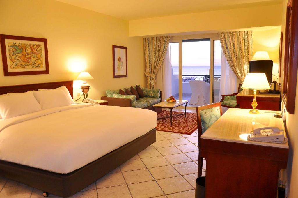 Двухместный (Номер Делюкс), Hilton Sharm Waterfalls Resort