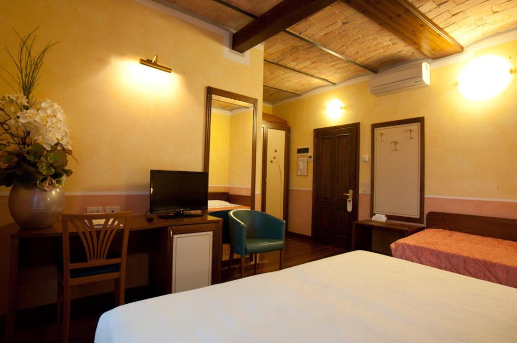 Hotel Delle Terme Santa Agnese - Tap to explore photos
