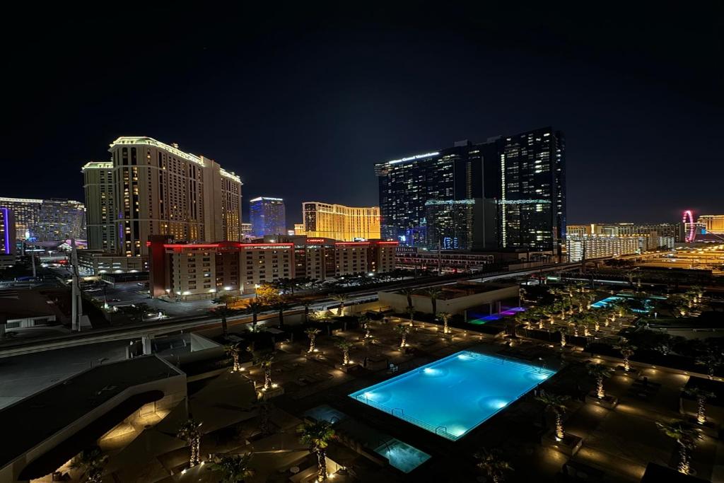 MGM Signature Tower 2 8th Floor 2-Suite Strip View Balcony No Resort Fee - Tap to explore photos