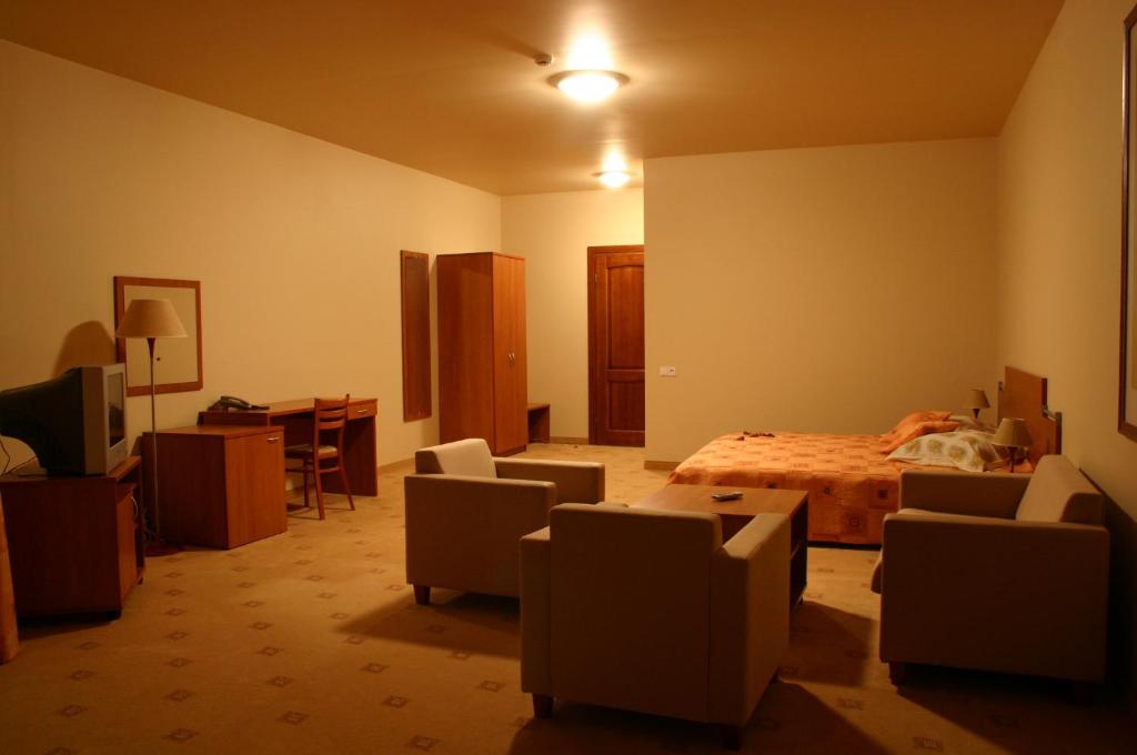 Трехместный (Трехместный номер), Motel Paradise