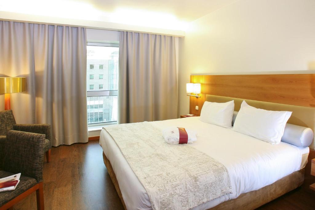 Двухместный (Улучшенный двухместный номер с 1 кроватью), Hotel Mercure Lisboa