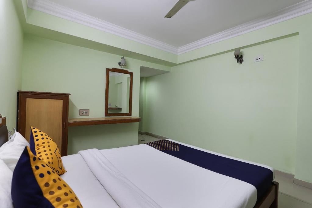 OYO Hotel Hilltop