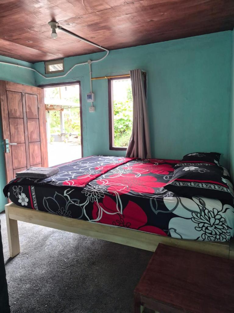 Talaga Tomohon Home Stay and Fishing Pond