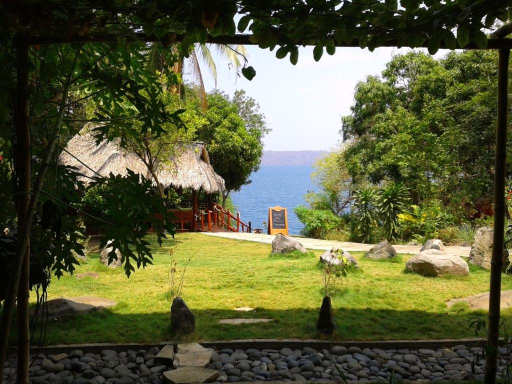 Laguna Beach Club photo 3