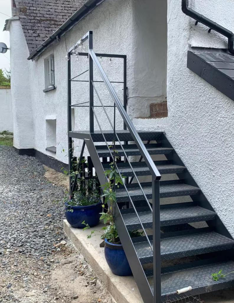Corner Lodge, Devon