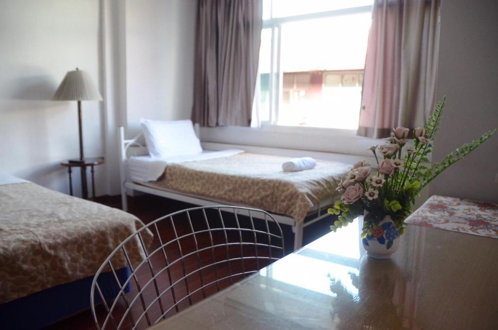 Апартаменты (Улучшенные апартаменты), Khun Noy Apartment