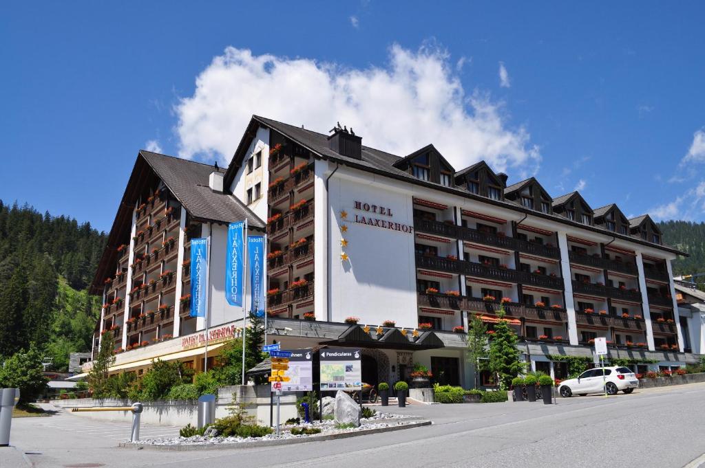 Hotel Laaxerhof photo 2