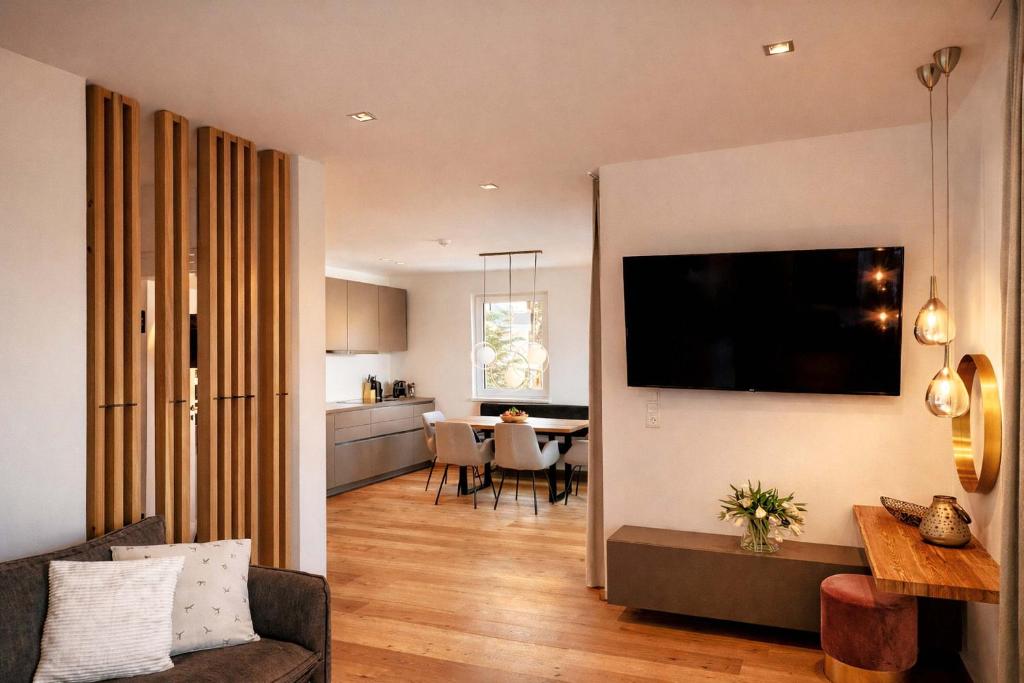 ZILLER DELIGHT - Stylish Apartment with Balcony & Mountain View - Tap to explore photos