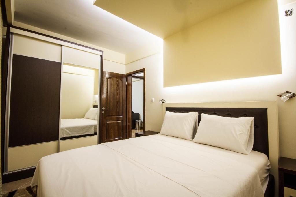 Четырехместный (Четырехместный номер (для 3 взрослых и 1 ребенка)), Hotel Oasis