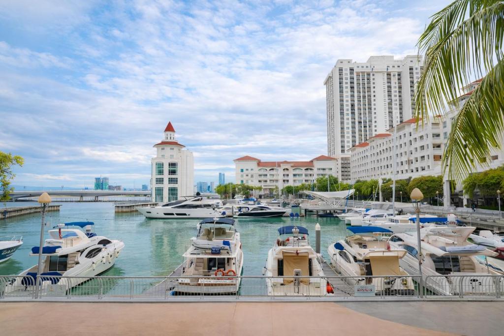 The Suites Straits Quay, Penang