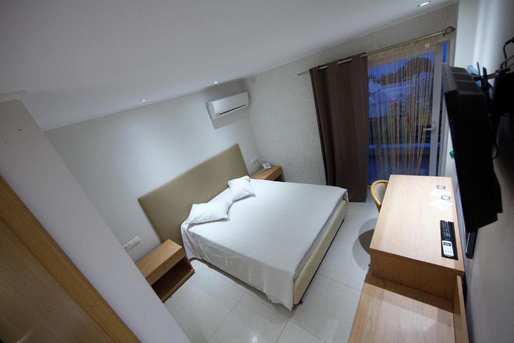 Thomas Beach Hotel photo 1