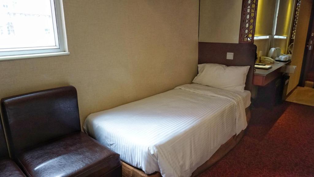 Трехместный (Трехместный номер), Oriental Lander Hotel