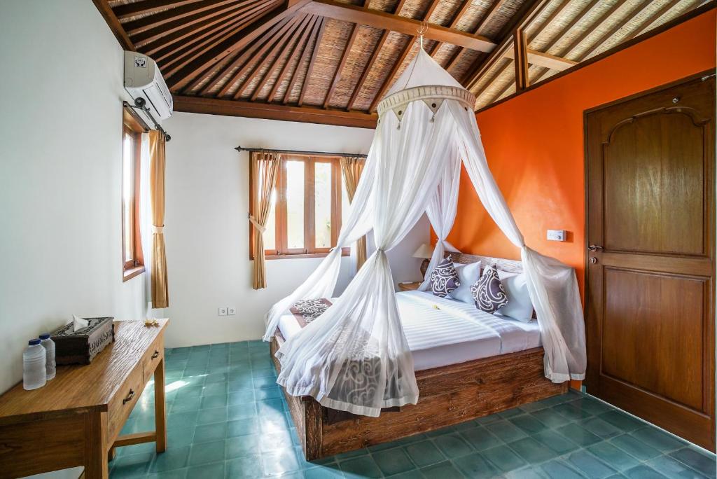 Вилла (Вилла с 2 спальнями и собственным бассейном, вид на рисовое поле), Sandana Ubud Villa