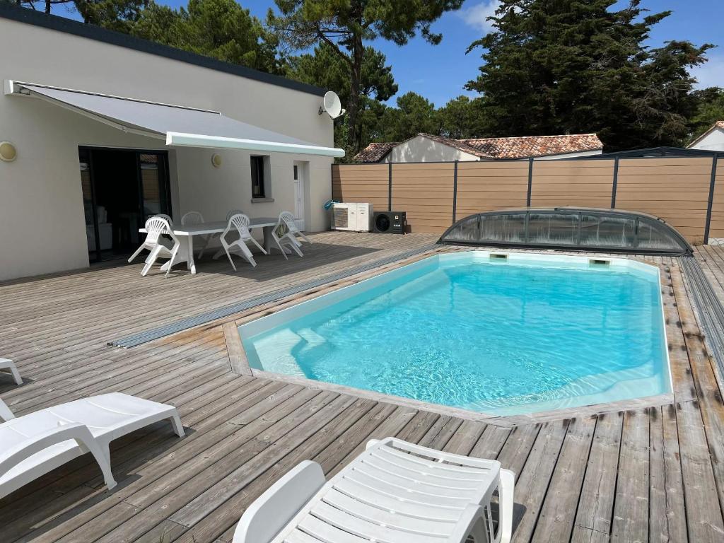Villa charmante avec piscine privée à Saint-Jean-de-Monts, Vendee
