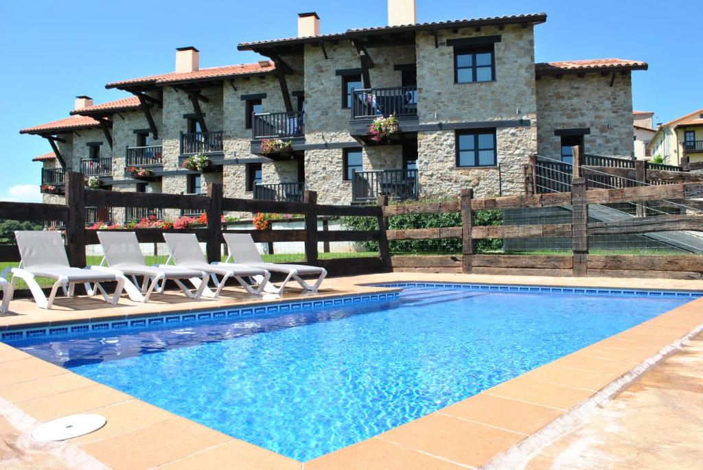 Apartamentos Spa Casco Historico de Isla photo 2