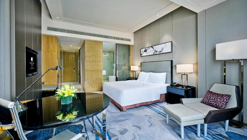 DoubleTree by Hilton Heyuan Room Type - KING GUEST ROOM