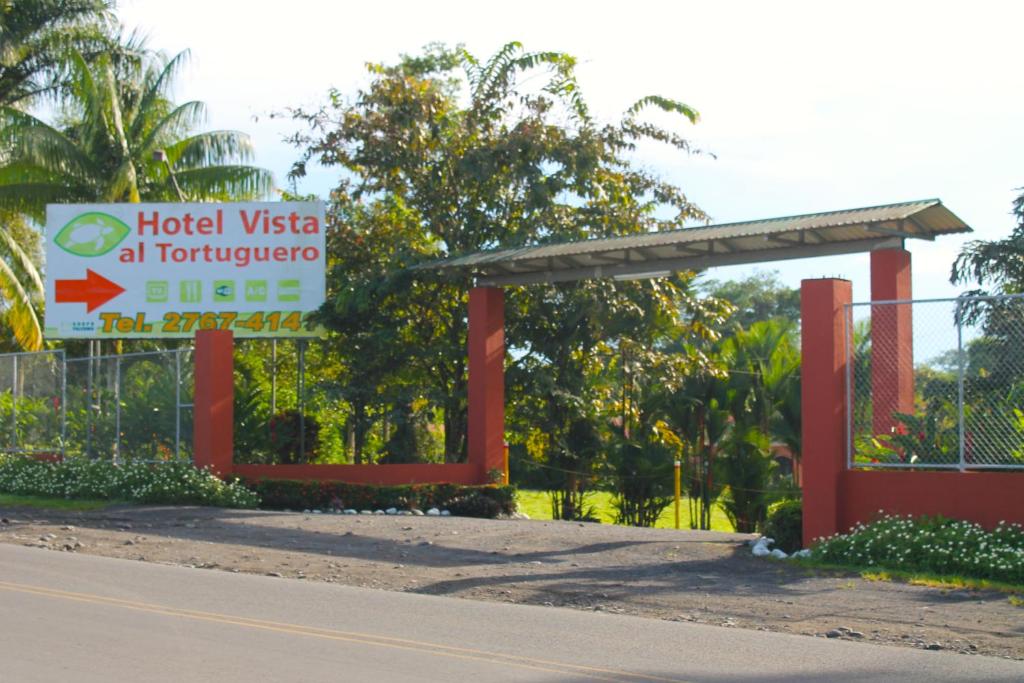 Hotel Vista al Tortuguero photo 3