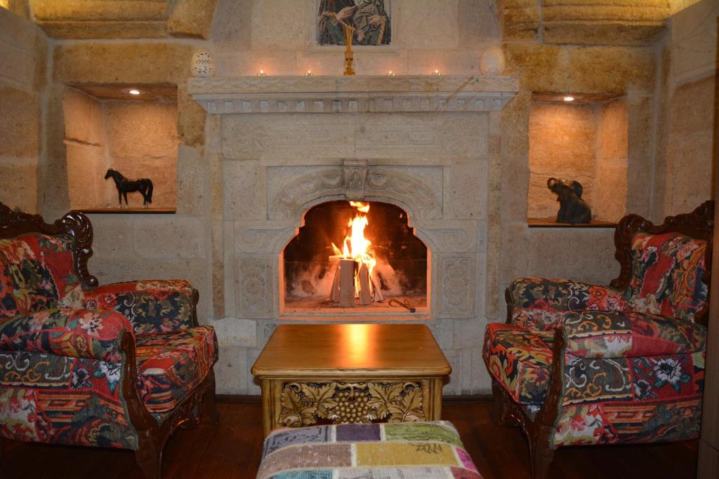 Kayhan Cave Villa photo 1
