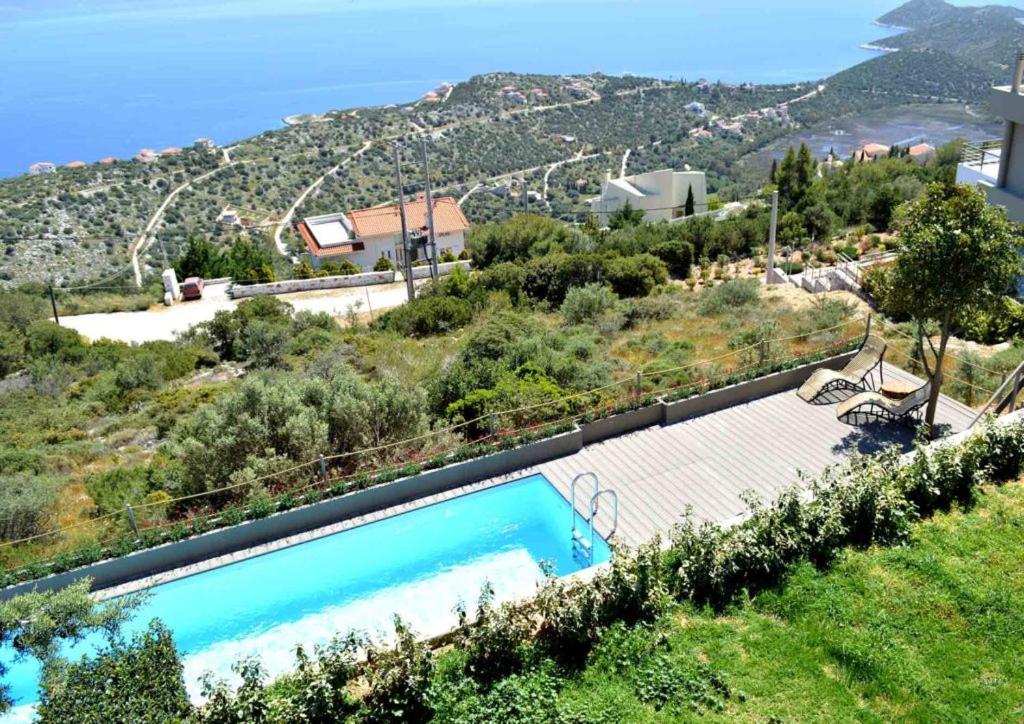 Blue Diamond Villa photo 2