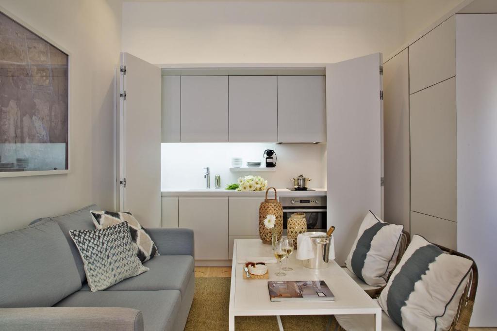 Студио (Улучшенный номер-студио), Lisbon Five Stars Apartments Combro 77