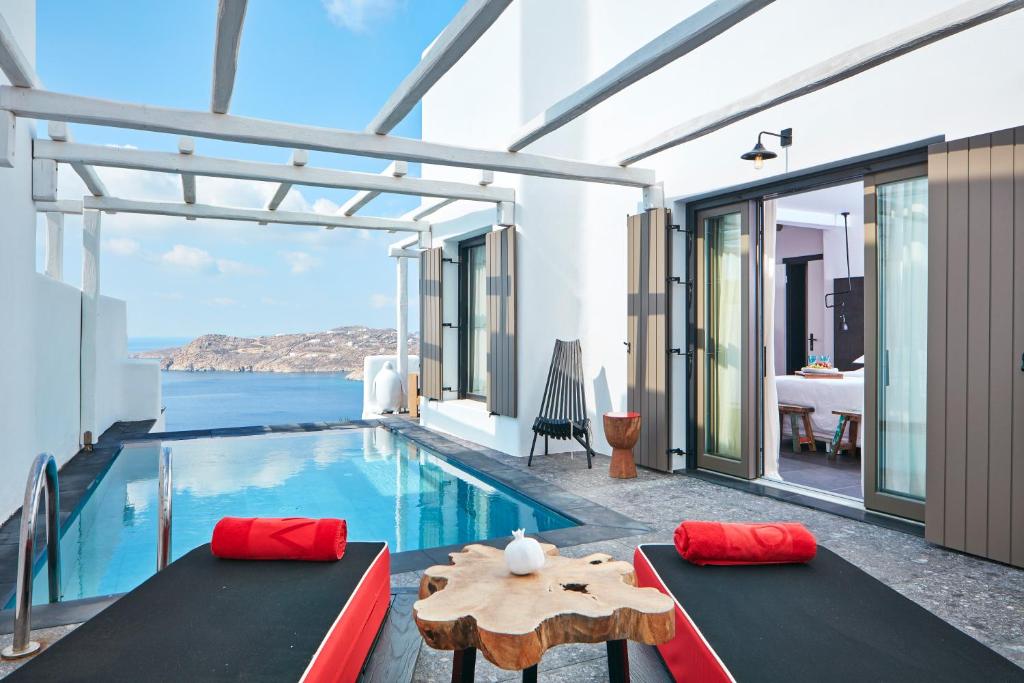 Сьюит (Люкс «Мистик» с собственным бассейном и видом на море), Myconian Avaton Resort