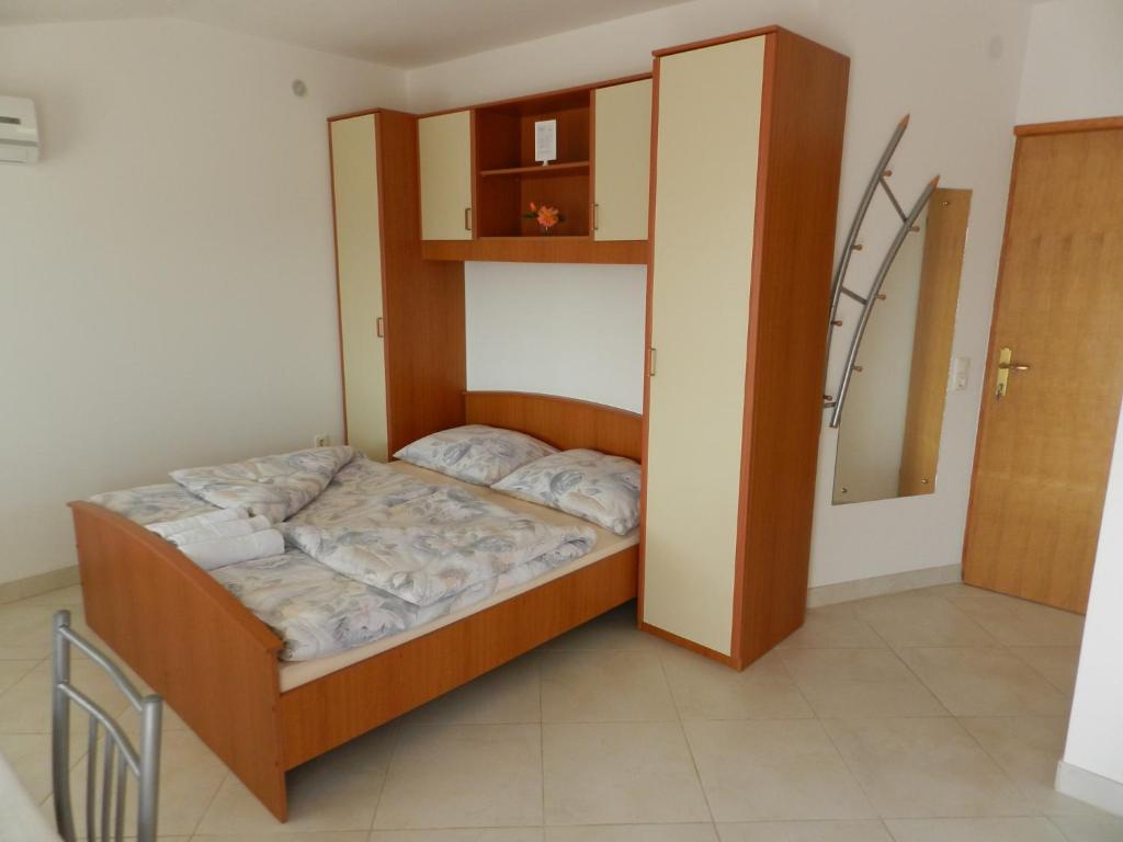Apartment in Malinska I photo 2