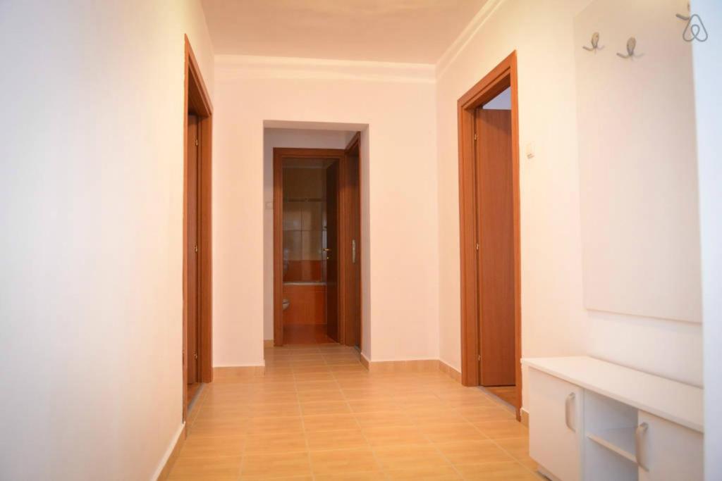 Апартаменты (Роскошные апартаменты с 3 спальнями), Bucharest Last Minute Accommodation