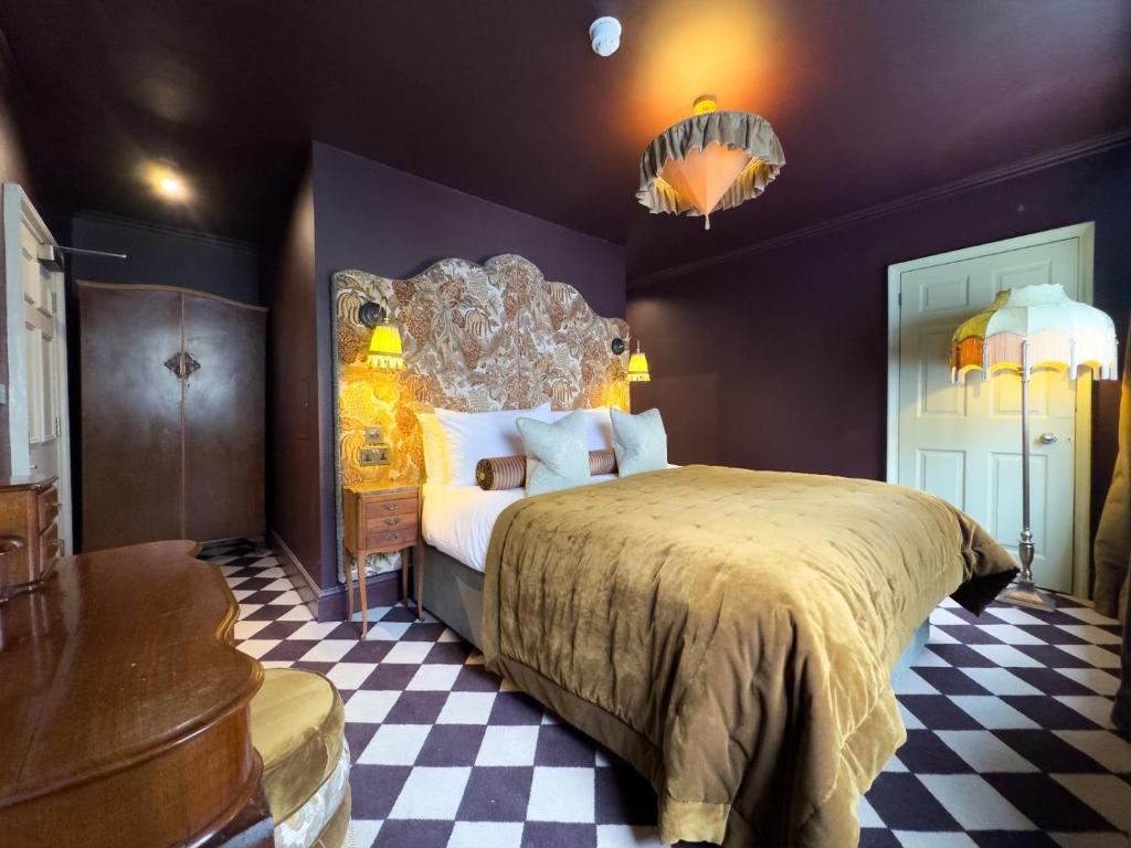 Guy Fawkes Inn, BW Premier Collection Room Type - Heritage King Room with Minster View