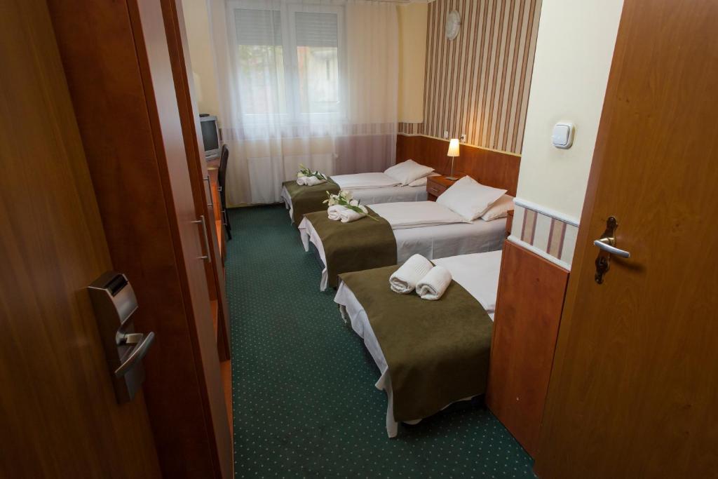 Трехместный (Трехместный номер), Atlantic Hotel