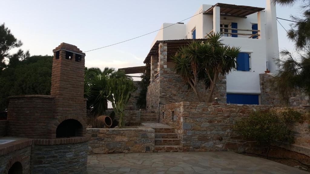 Syros Apartments Suites Chryssonisos Kini photo 3