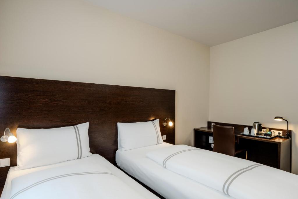 Best Western Hotel am Spittelmarkt - Tap to explore photos