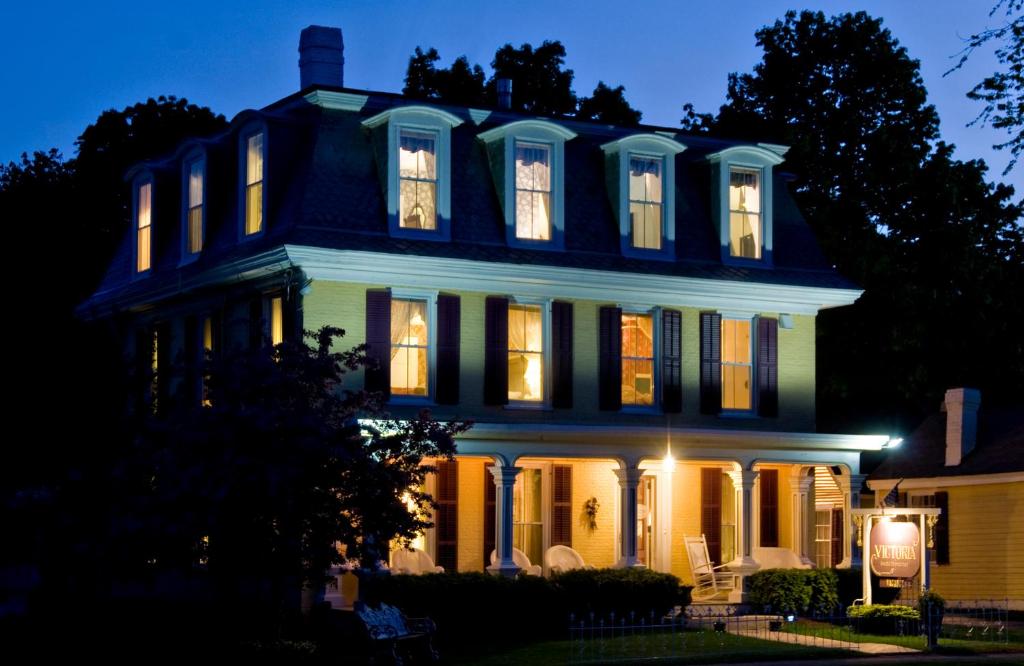 Inn Victoria image