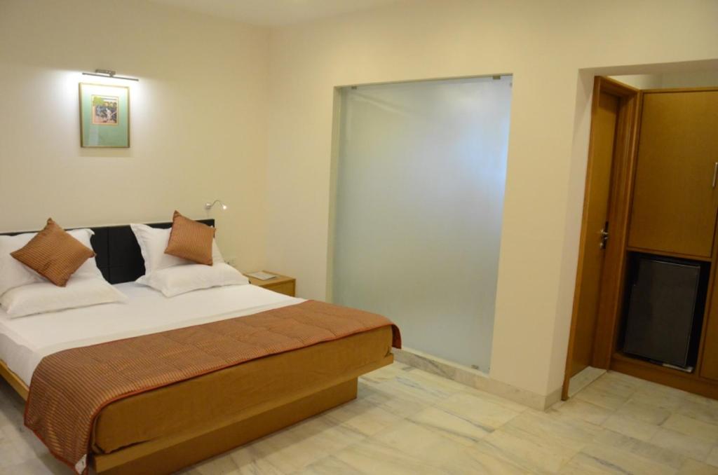 Hotel Yuvraj photo 3