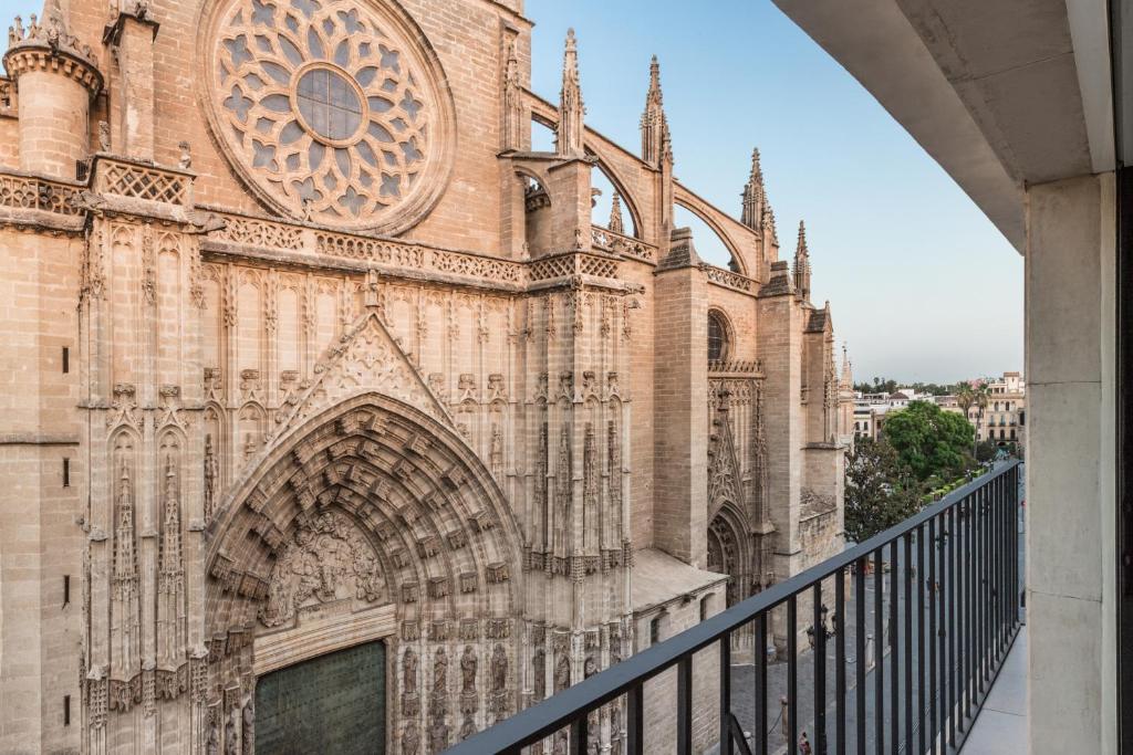 Puerta Catedral Suites photo 2