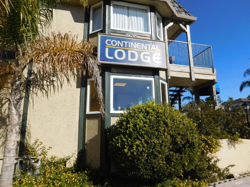 Continental Lodge photo 2