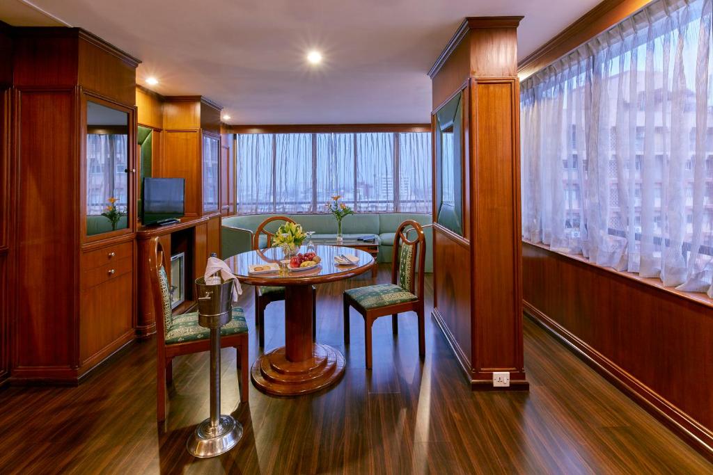 Двухместный (Executive Suite with 15% Discount on Food & Beverages), Royal Orchid Central, Bangalore