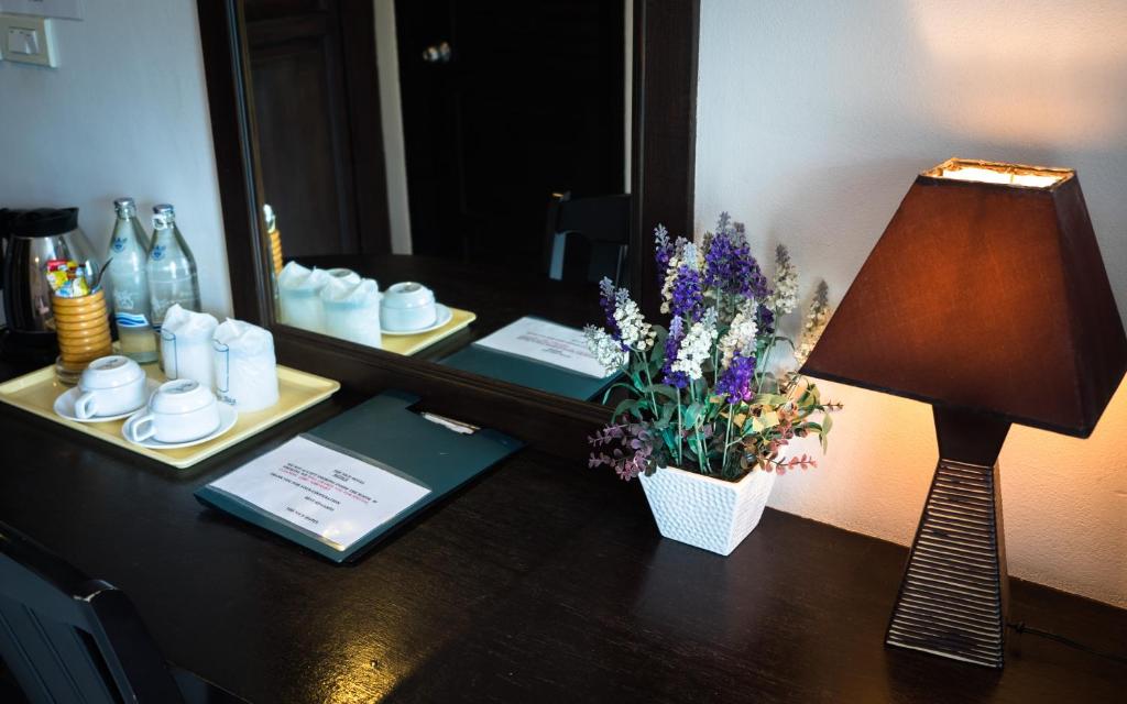 Одноместный (Улучшенный одноместный номер), The Nice Patong Hotel