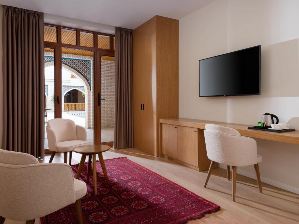 Mercure Bukhara Old Town - Tap to explore photos