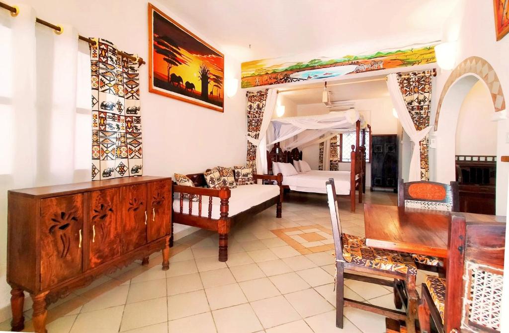 Watamu Solana Apartments - Tap to explore photos