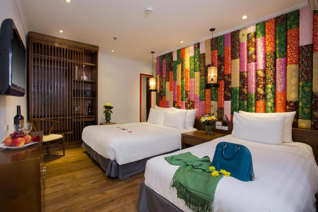 Семейный (Семейный номер с балконом), Meracus Hotel